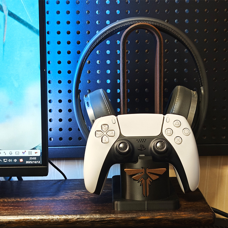 Penyangga Earphone Bertema Ani - Esports Gaming Logos ulasan dan harga